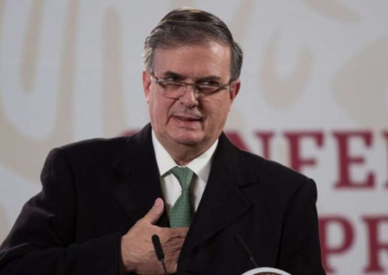 Ebrard sostiene conversación con Blinken