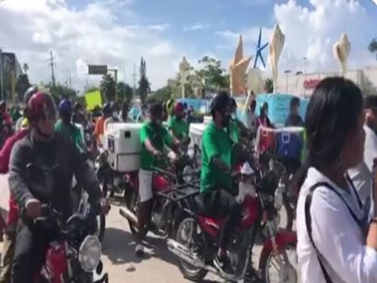 Distribuidores de tortillas se manifiestan por los incrementos en precios de los insumos en Cancún