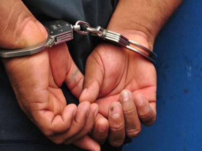 Imputan a feminicida de Yazmín; atacó a su expareja en un campo deportivo de Umán