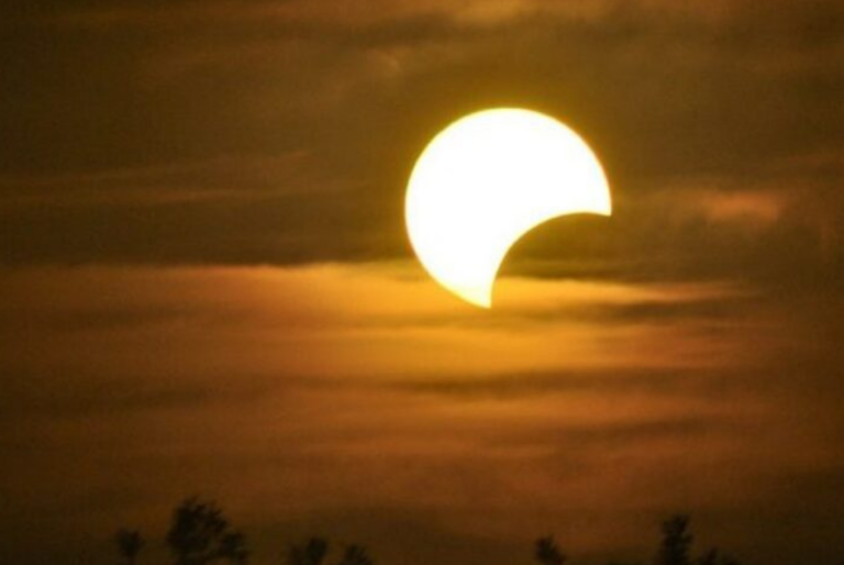 Eclipse solar 2022: Cuándo y dónde ver En VIVO desde México