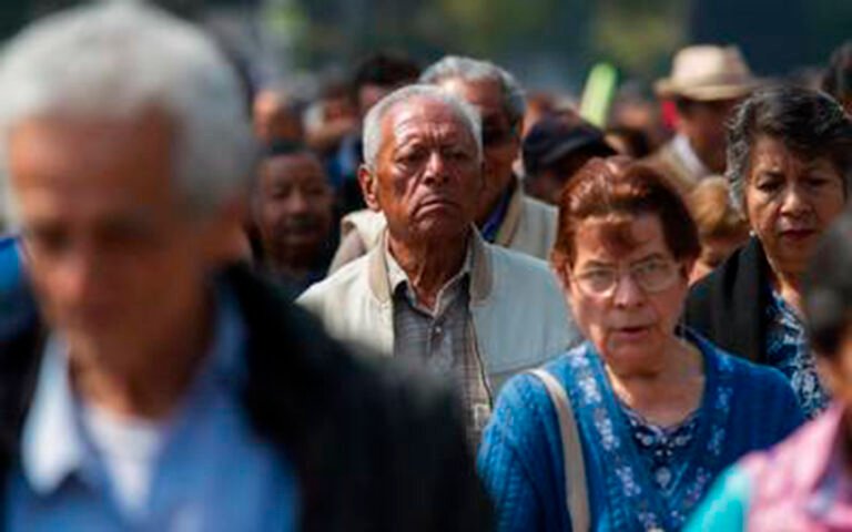 Adultos Mayores recibirán un pago triple por la Pensión del Bienestar