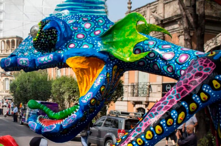 ¿Cuándo es el desfile de alebrijes monumentales?