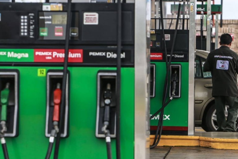 Campeche y Cancún con la gasolina más cara en el país