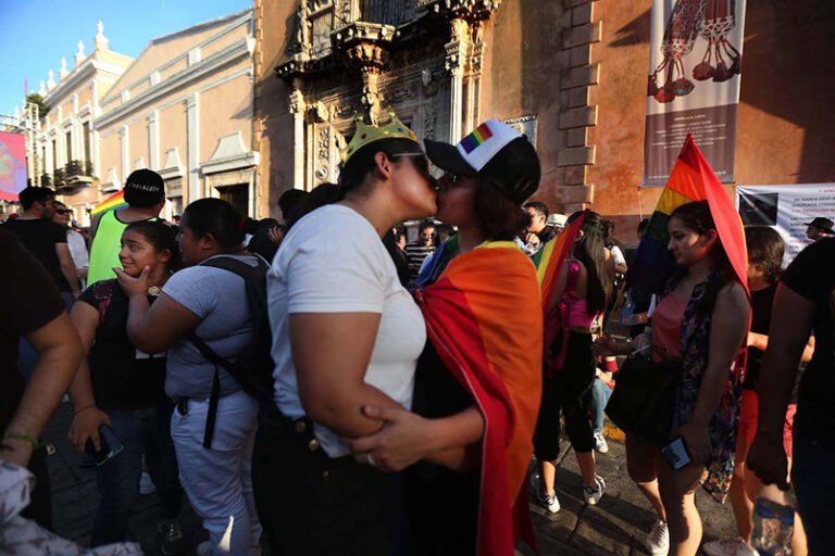 Mérida conmemora el Día contra la homofobia, la transfobia y la bifobia