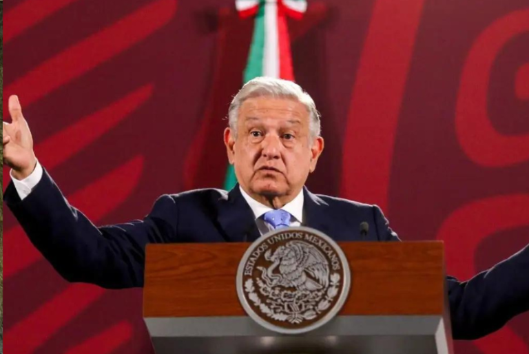 AMLO admite acarreo en elecciones internas de Morena