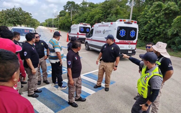 Refuerzan preparación de paramédicos con capacitación especializada para el manejo seguro de ambulancias