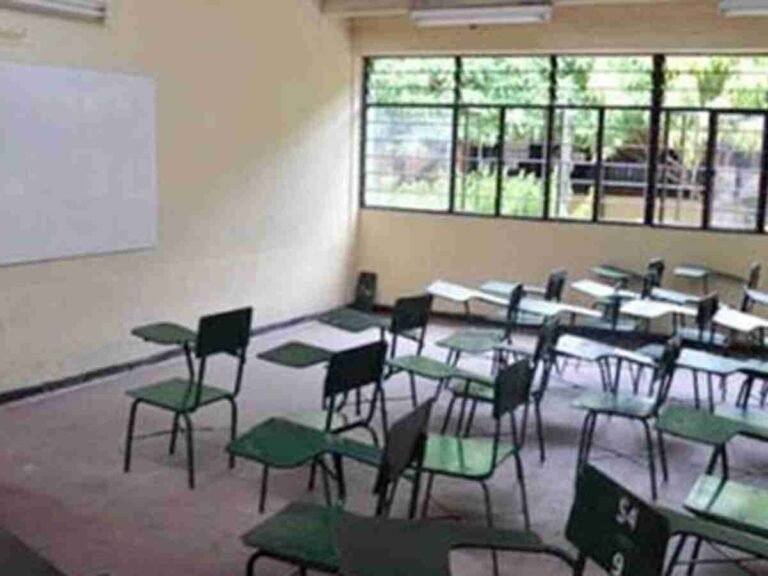 Avanza reconstrucción de escuela en colonia Azcorra