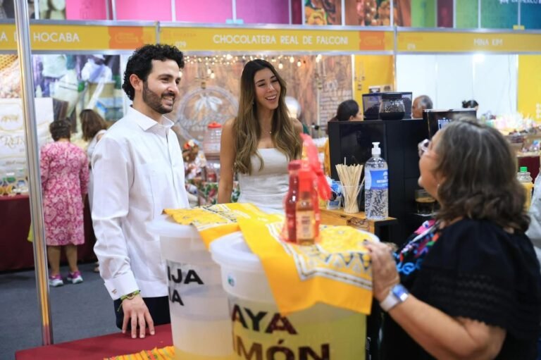 Cochinita pibil impulsa éxito de la Semana Yucatán en México; ventas ya superan el millón y medio de pesos