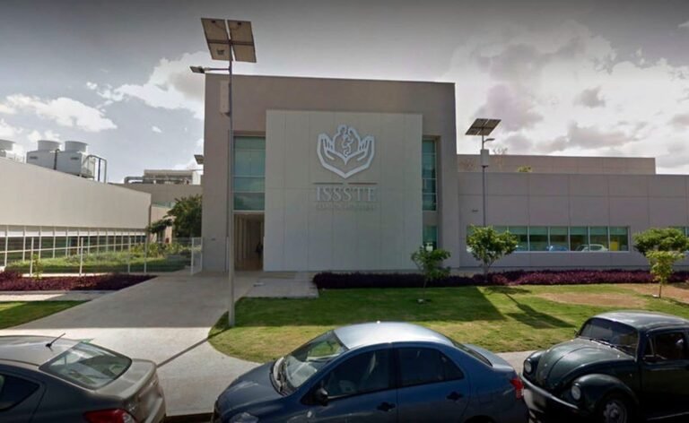 Denuncian presunto encubrimiento de negligencia y represalias contra enfermero en clínica del ISSSTE Mérida