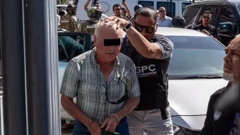 Detienen a Ernesto Ruffo Appel; FGR lo acusa de delincuencia organizada y contrabando de combustible