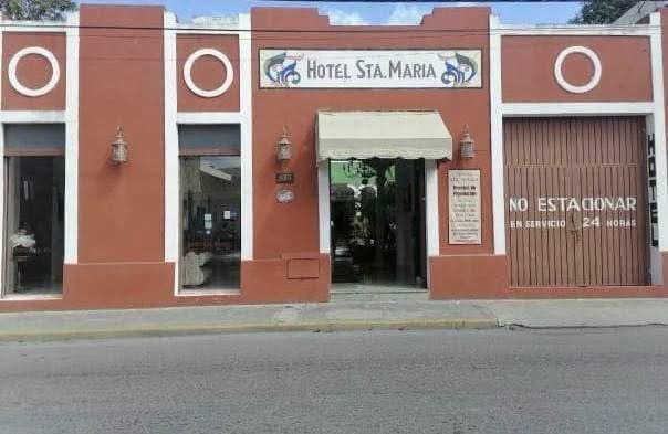 Frustran intento de extorsión telefónica contra familia hospedada en hotel del Centro de Mérida